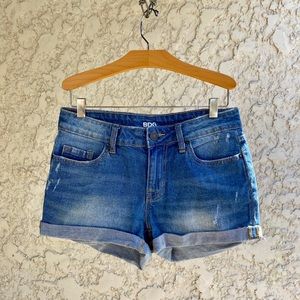 Urban Outfitter’s BDG Mid Rise Shortie